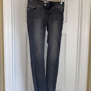 Girls Hudson Jeans m. Black. adjustable waist. Size 10